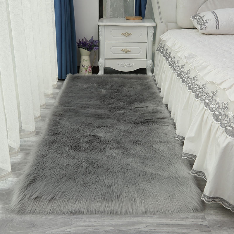 Luxury Faux Fur Sheepskin 4'x6'